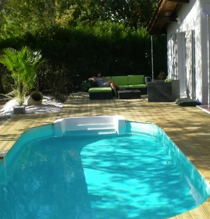 Mogador Piscine Et Balnéo Bed and breakfast 3*
